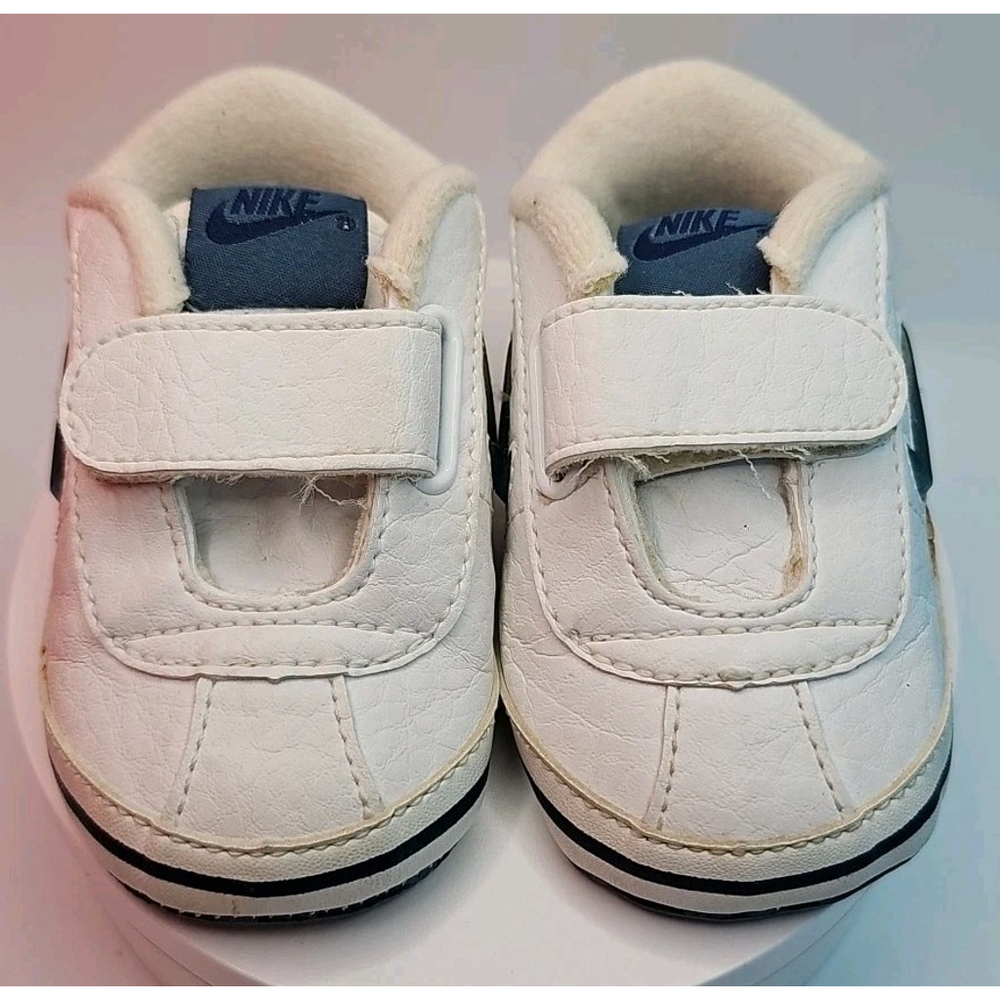 Vintage Y2K Nike Play Size 3C Unisex Baby Sneakers Shoes White & Blue 2002